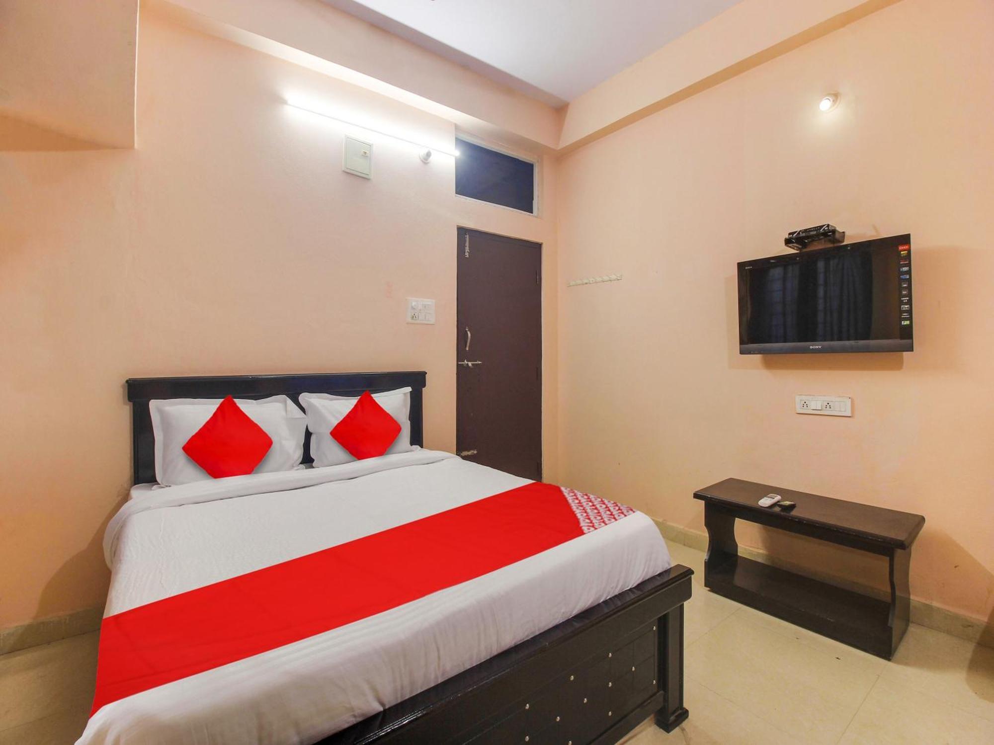 Hotel O R.J.International Pedda Ambarpet 외부 사진
