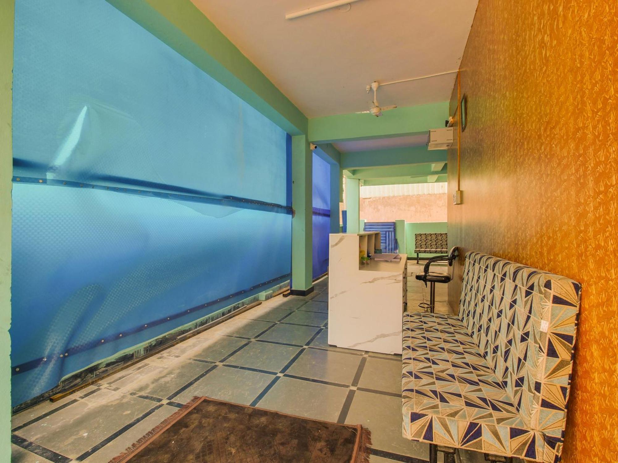 Hotel O R.J.International Pedda Ambarpet 외부 사진