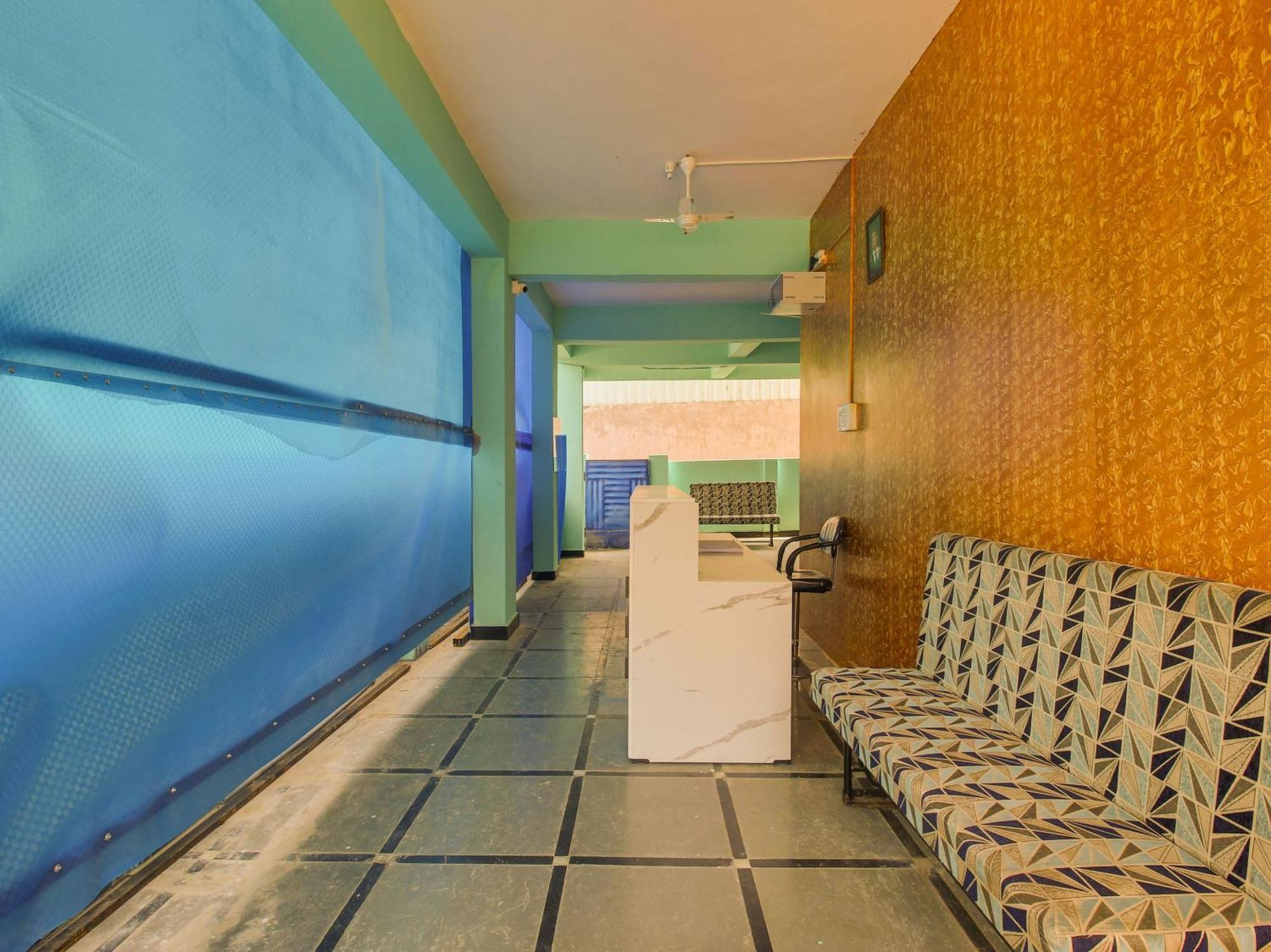 Hotel O R.J.International Pedda Ambarpet 외부 사진