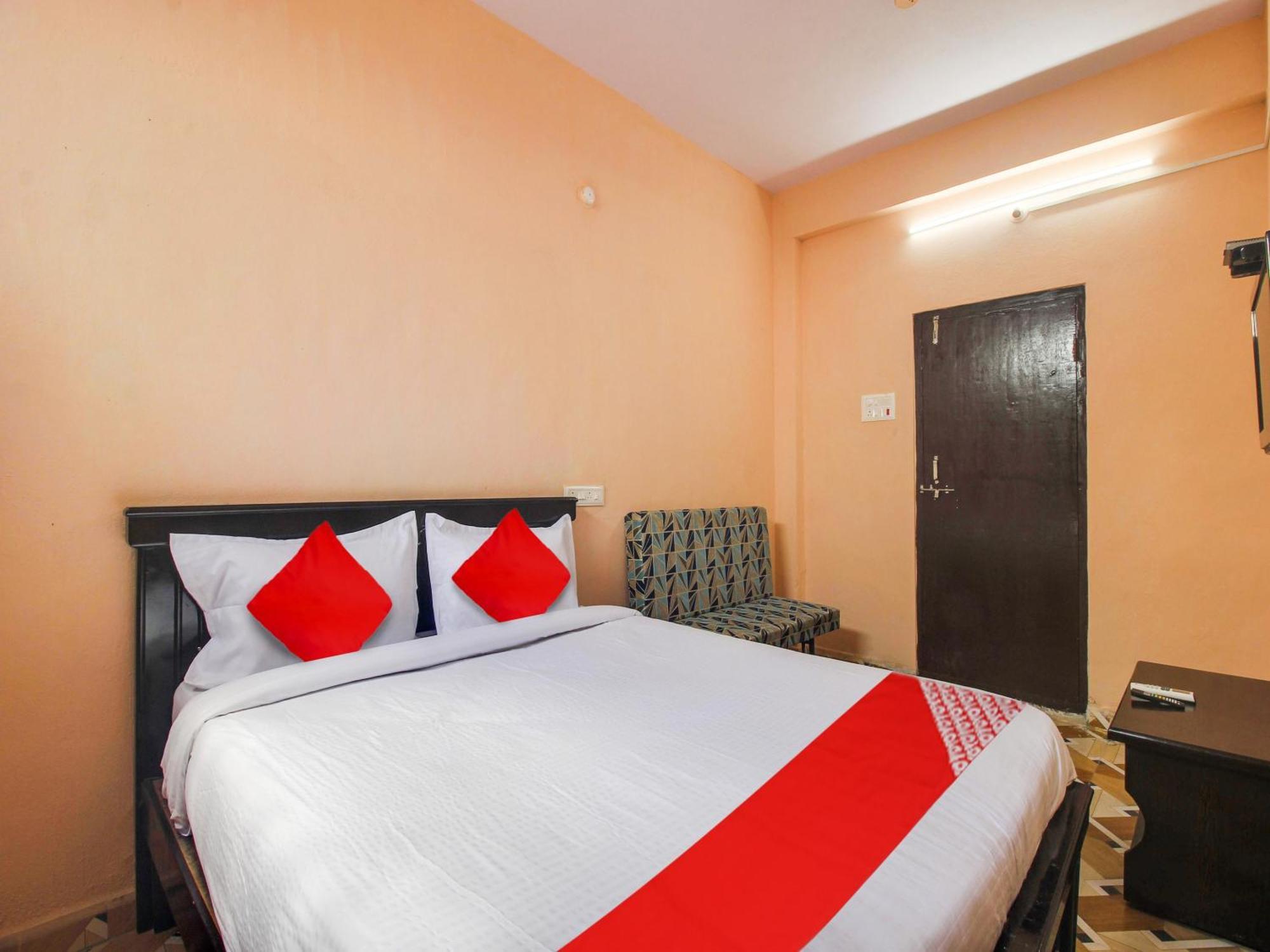 Hotel O R.J.International Pedda Ambarpet 외부 사진