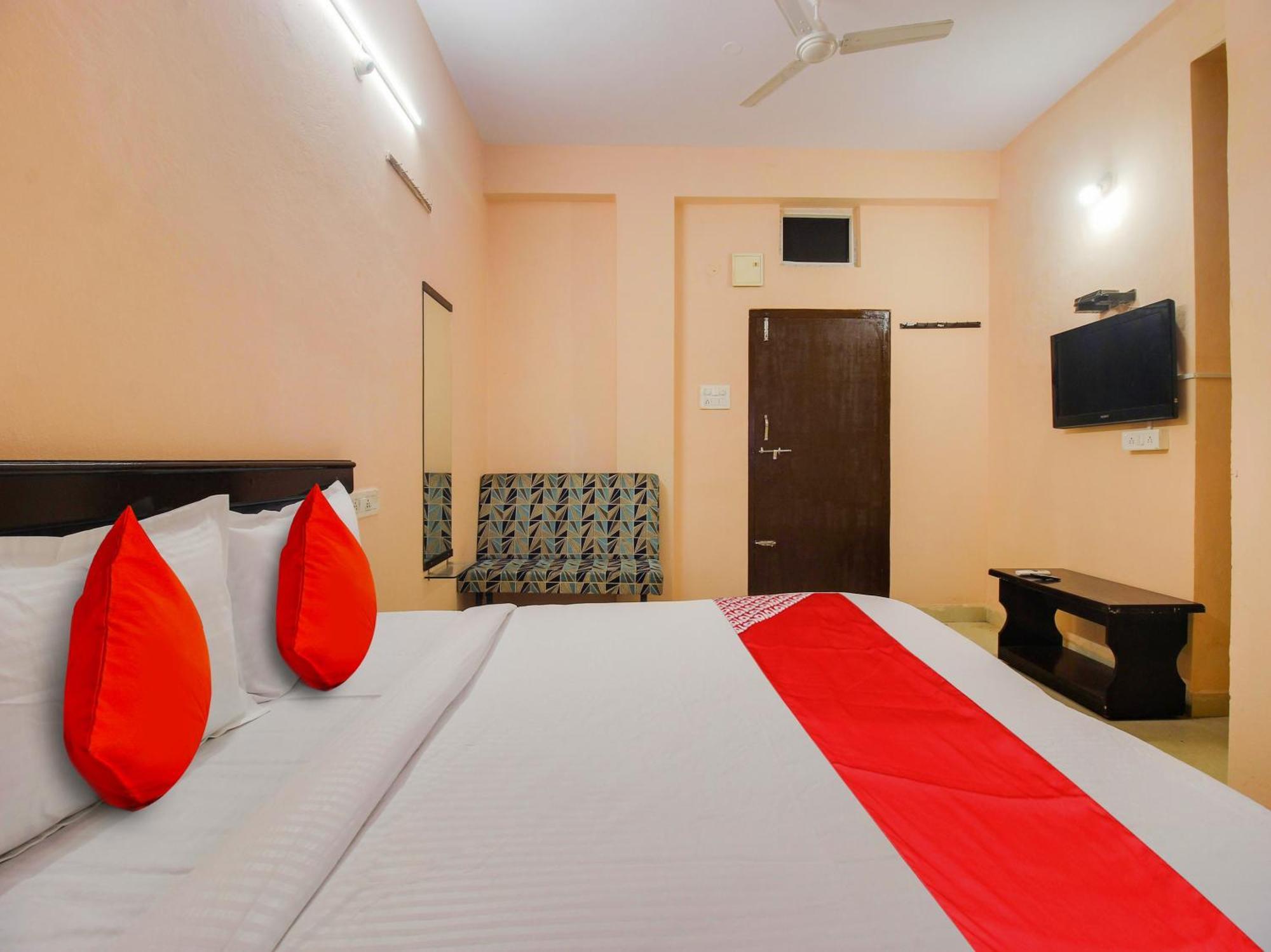 Hotel O R.J.International Pedda Ambarpet 외부 사진