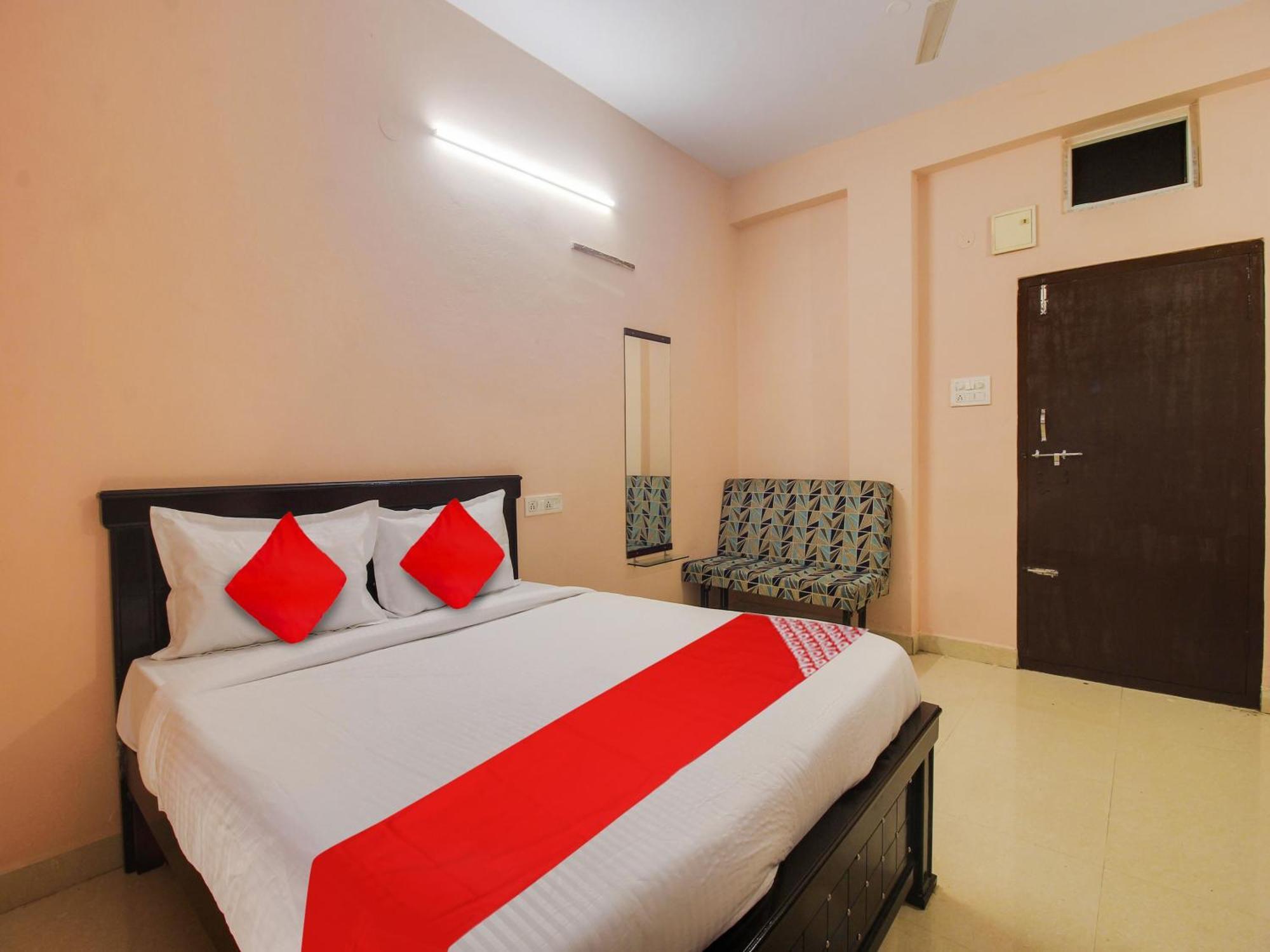 Hotel O R.J.International Pedda Ambarpet 외부 사진